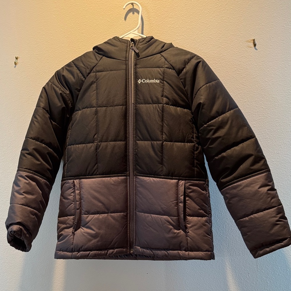 Columbia Two-Tone Black and Gray Jacket